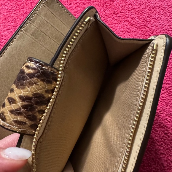 Wallet - Picture 8 of 8